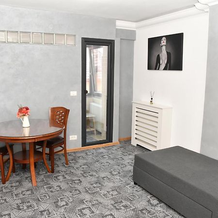 Apartament Luxury - Promenada Mall Craiova Dış mekan fotoğraf