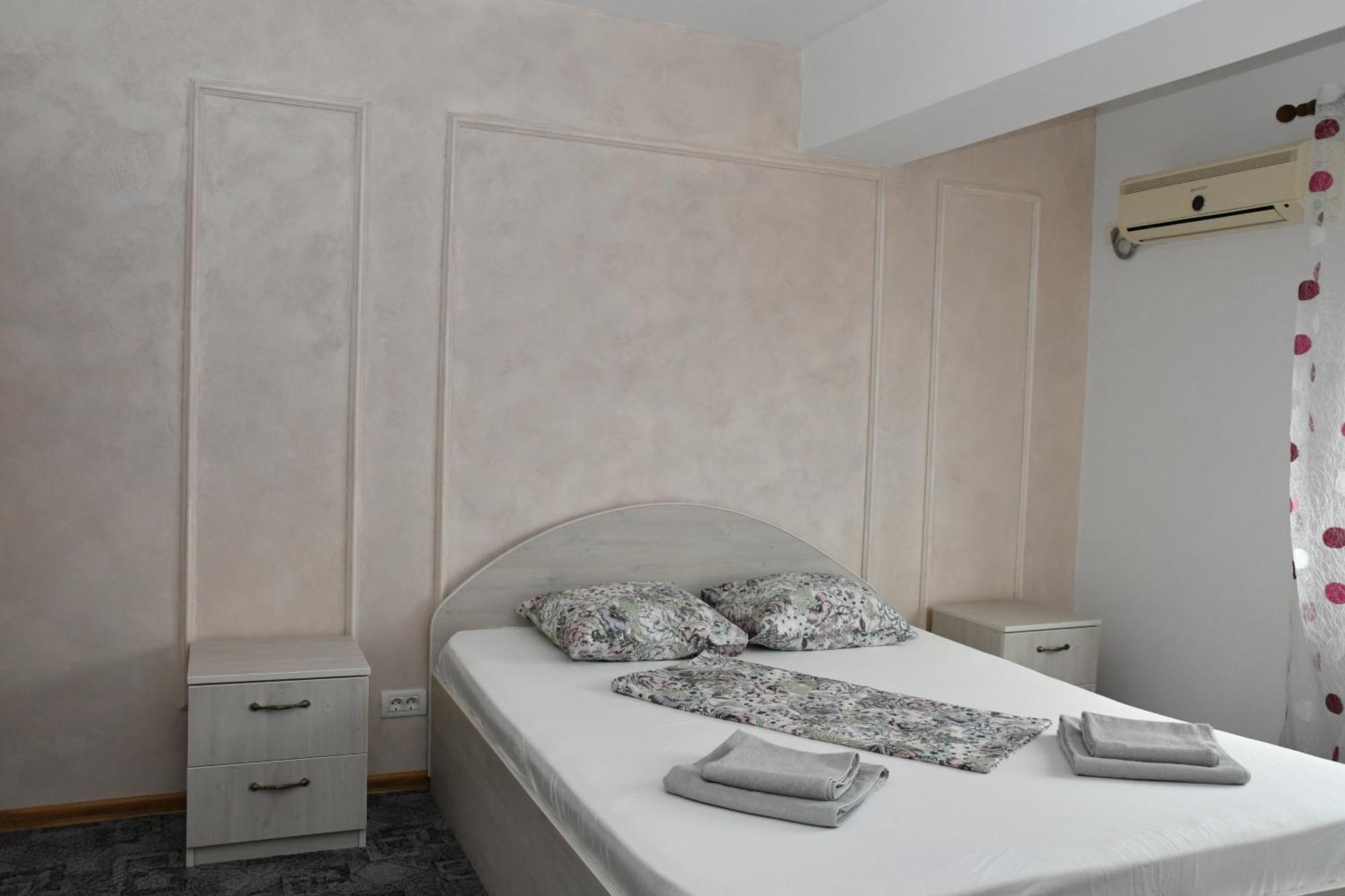 Apartament Luxury - Promenada Mall Craiova Dış mekan fotoğraf