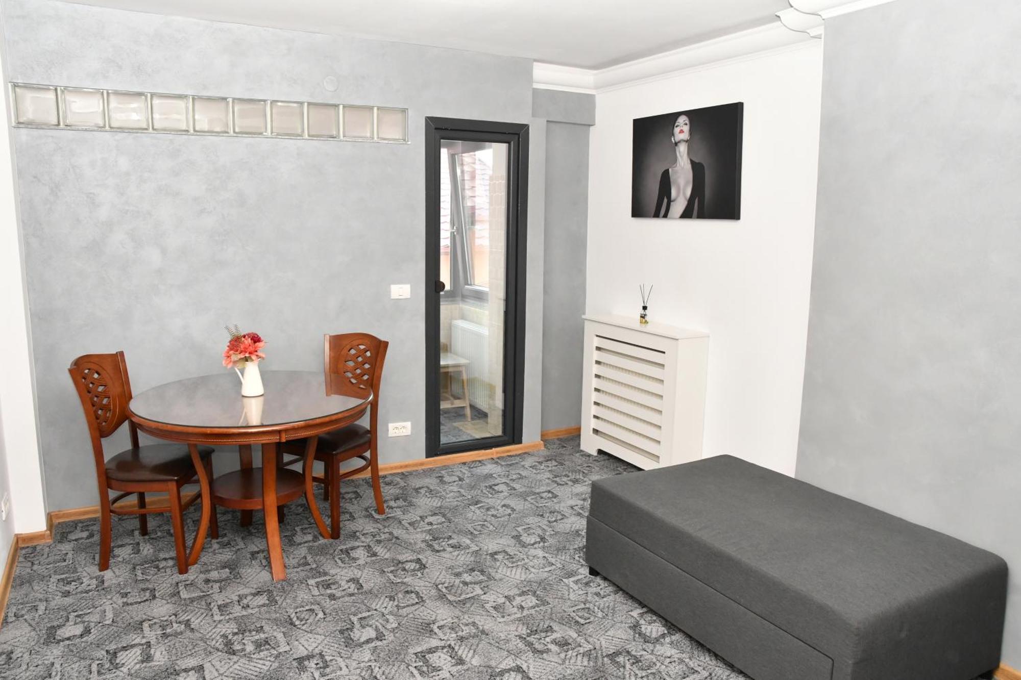 Apartament Luxury - Promenada Mall Craiova Dış mekan fotoğraf