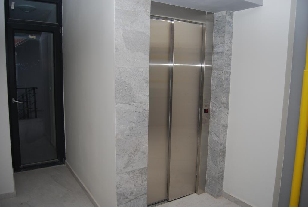 Apartament Luxury - Promenada Mall Craiova Oda fotoğraf